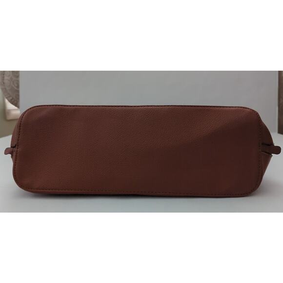 London Fog Collection Brown Vegan Leather Shoulder Saddle Bag 11 x 17 x 6 - Picture 2 of 8